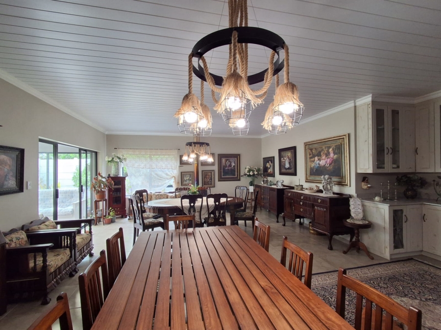 3 Bedroom Property for Sale in Stilbaai Wes Western Cape